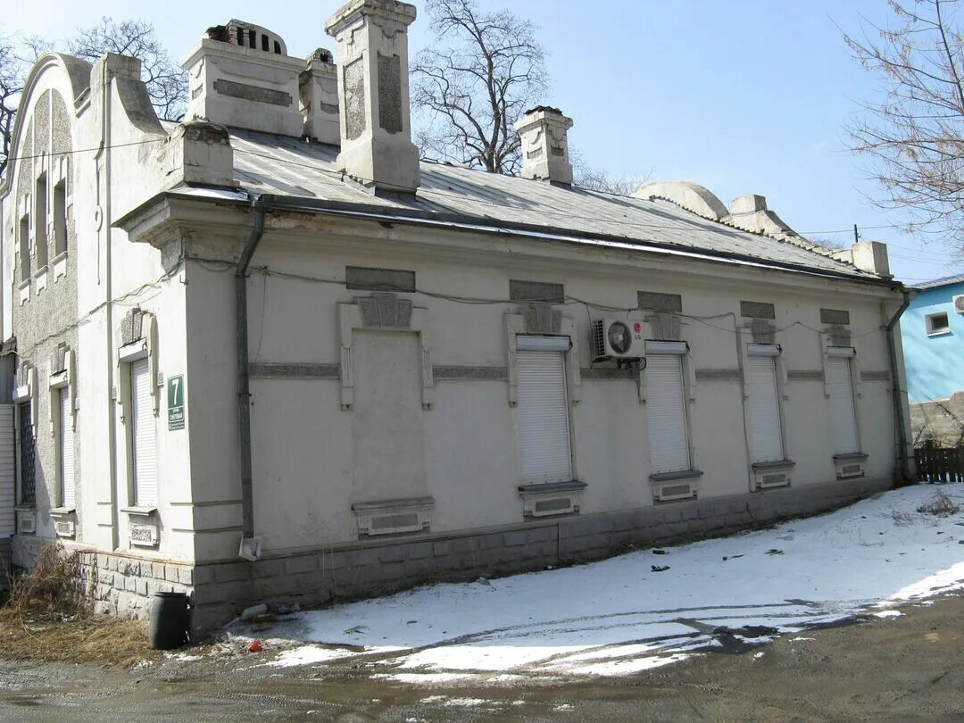 Военная дом 9. Дом военного совета Владивосток. Дом военных в Москве. Загородный дом военного ведомства СССР. Дом военного ведомства Пермь.