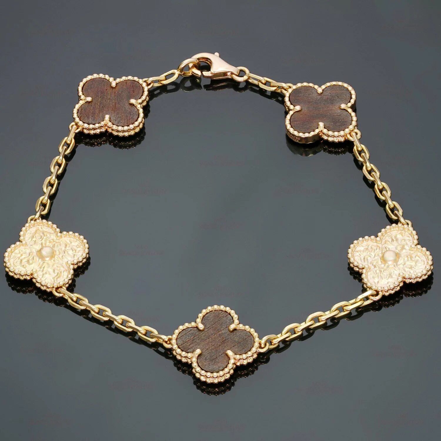 Браслет эстет золото. 01б060085 эстет. Браслет ван клиф клевер. Van cleef arpels браслет. Браслет ван клиф клевер.