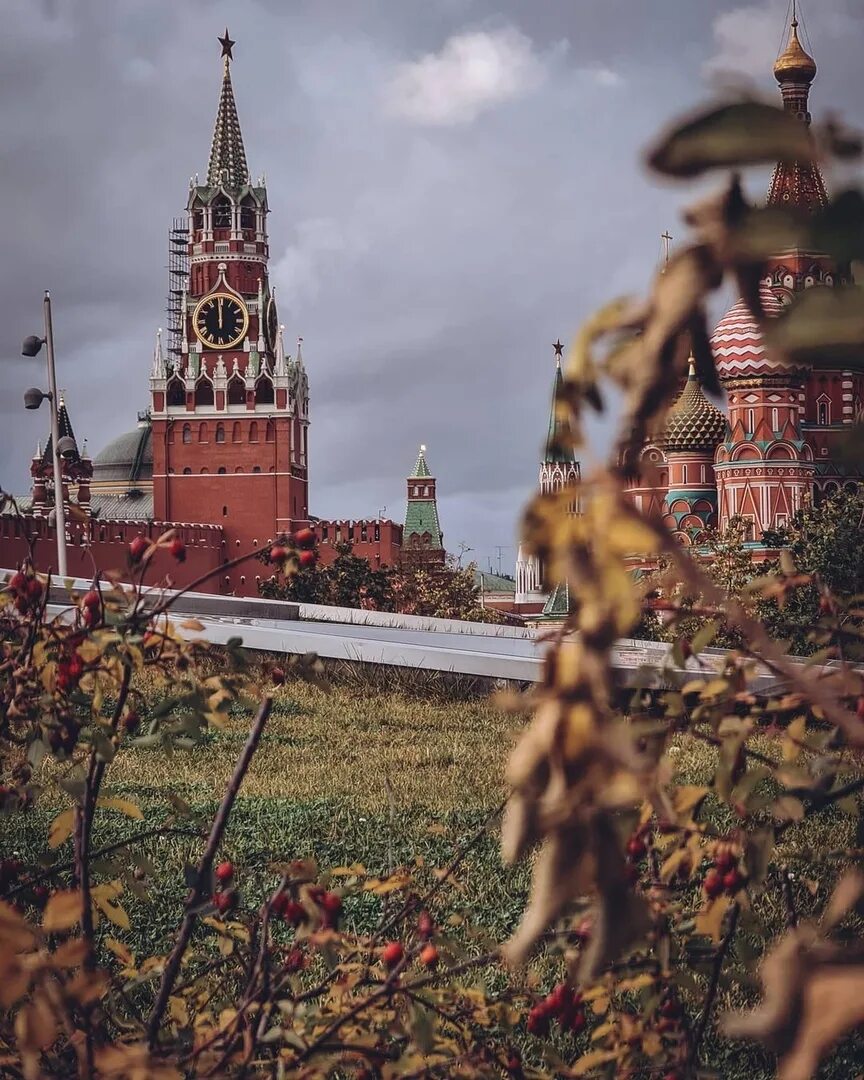 Кремль Автор. Московский Кремль Автор. Кремль Инстаграм. Московский Кремль Instagram. Автор кремлевской