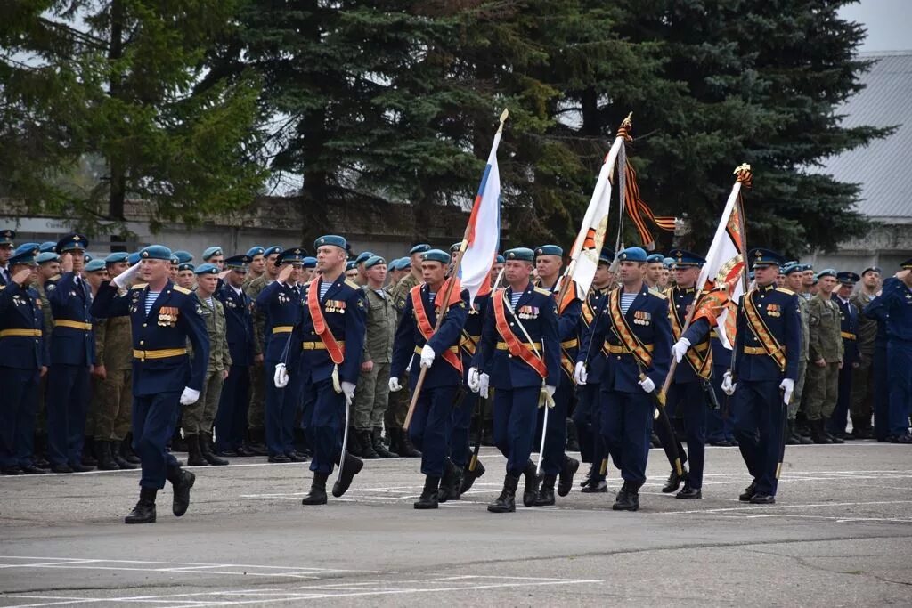 331 Десантный полк Кострома. 331-Й Гвардейский парашютно-десантный полк Кострома. Костромской полк ВДВ 331. Кострома 331 Гвардейский парашютно-десантный. Артиллерийско десантном полку