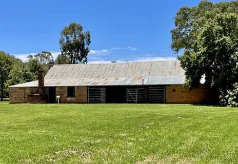 File:Stables, Dundullimal Homestead, NSW, 2021, 14.jpg - Wikimedia Commons