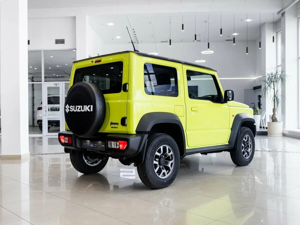 Suzuki Jimny 2022. Сузуки Джимни 2022. Сузуки Джимни 2022 новый. Suzuki Jimny 2022 салон. Сузуки джимни купить у дилера