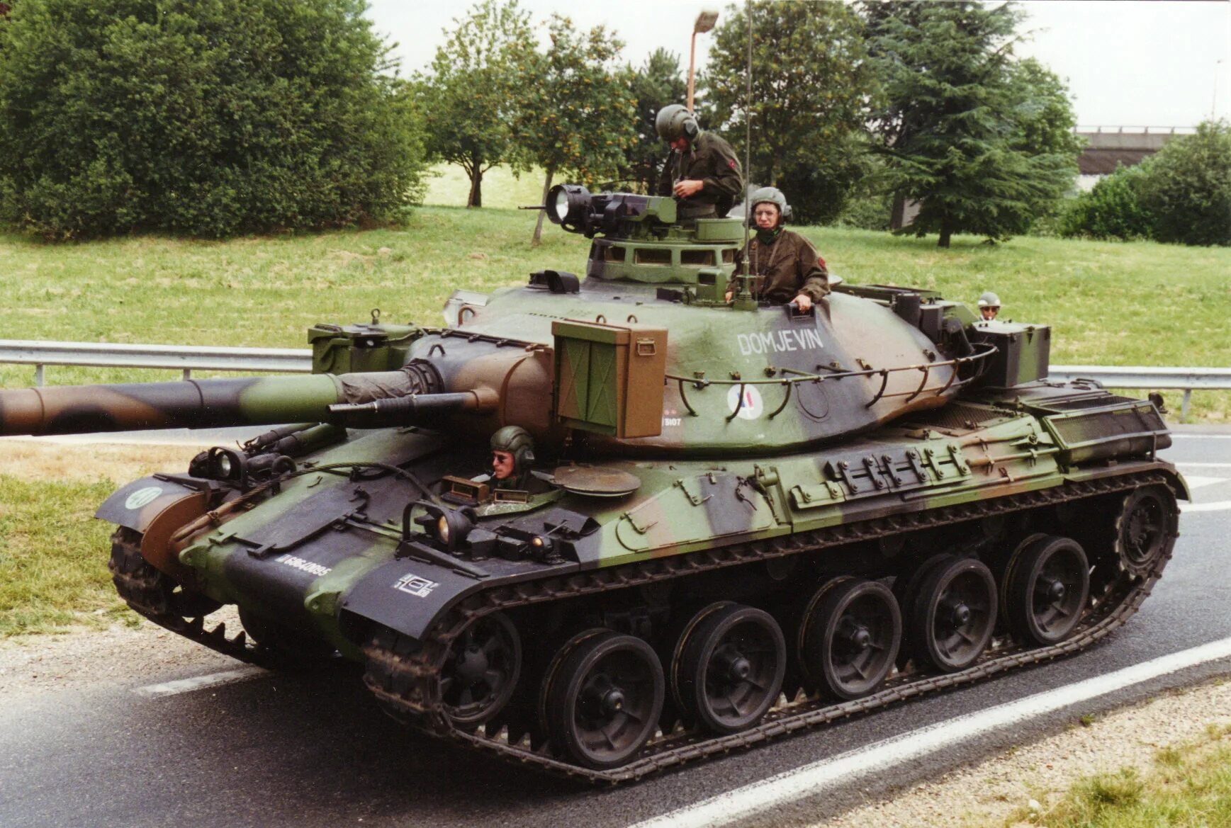 AMX 30. АМХ-30 танка. Танки AMX 30. Танк Франции АМХ.