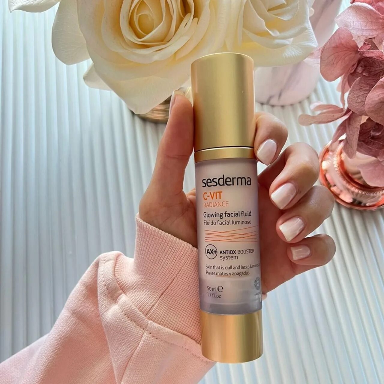 C vit radiance. Sesderma c-vit radiance glowing fluid. крем glow сияние разглаживание.