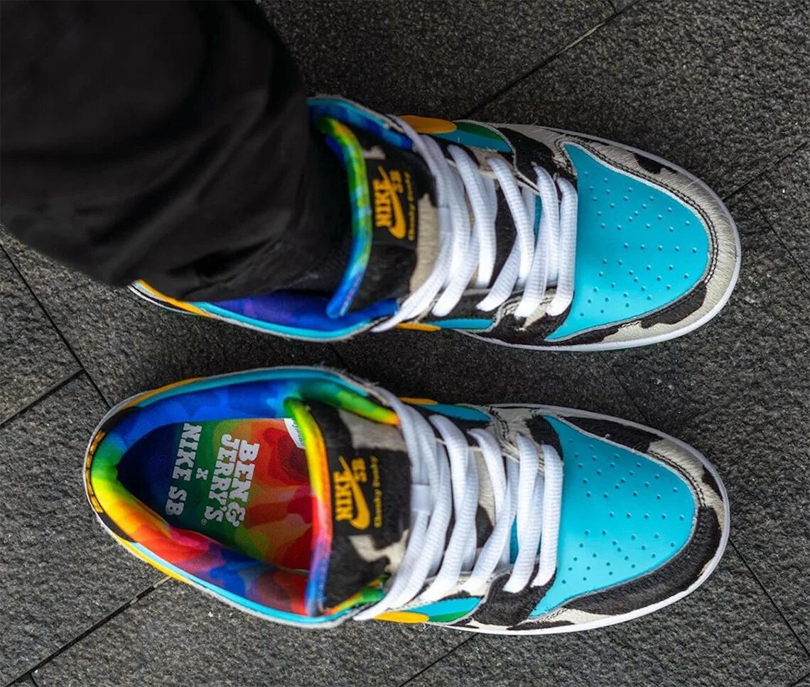 Как завязывать найки данки. Nike SB Chunky Dunk. Nike SB Low Chunky Dunk. Nike SB Dunk Ben Jerry's Chunky. Ben & Jerry’s x Nike SB Dunk Low «Chunky Dunky».