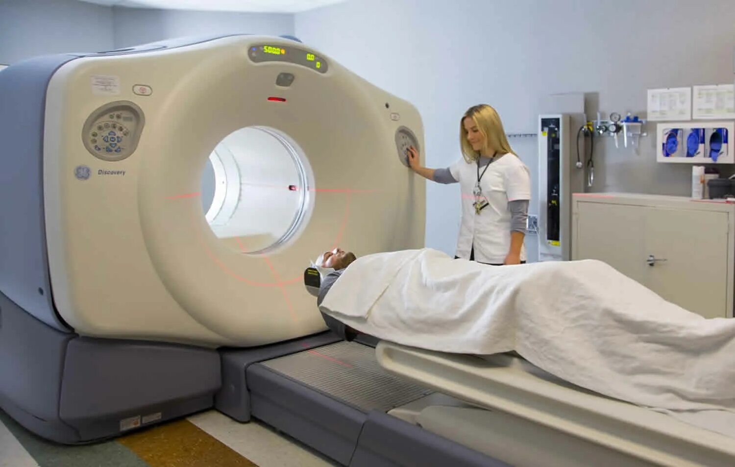 Позитронно-эмиссионную томографию (Pet). Позитронно-эмиссионный томограф. ПЭТ сканер. Оборудование для позитронной эмиссионной томографии. Pet ct