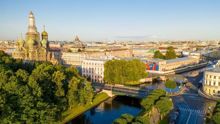 Погода на лето в спб. Солнечная погода в Питере. Петербург в солнечную погоду. Питер летом в солнечную погоду. Санкт-Петербург Солнечный летний.