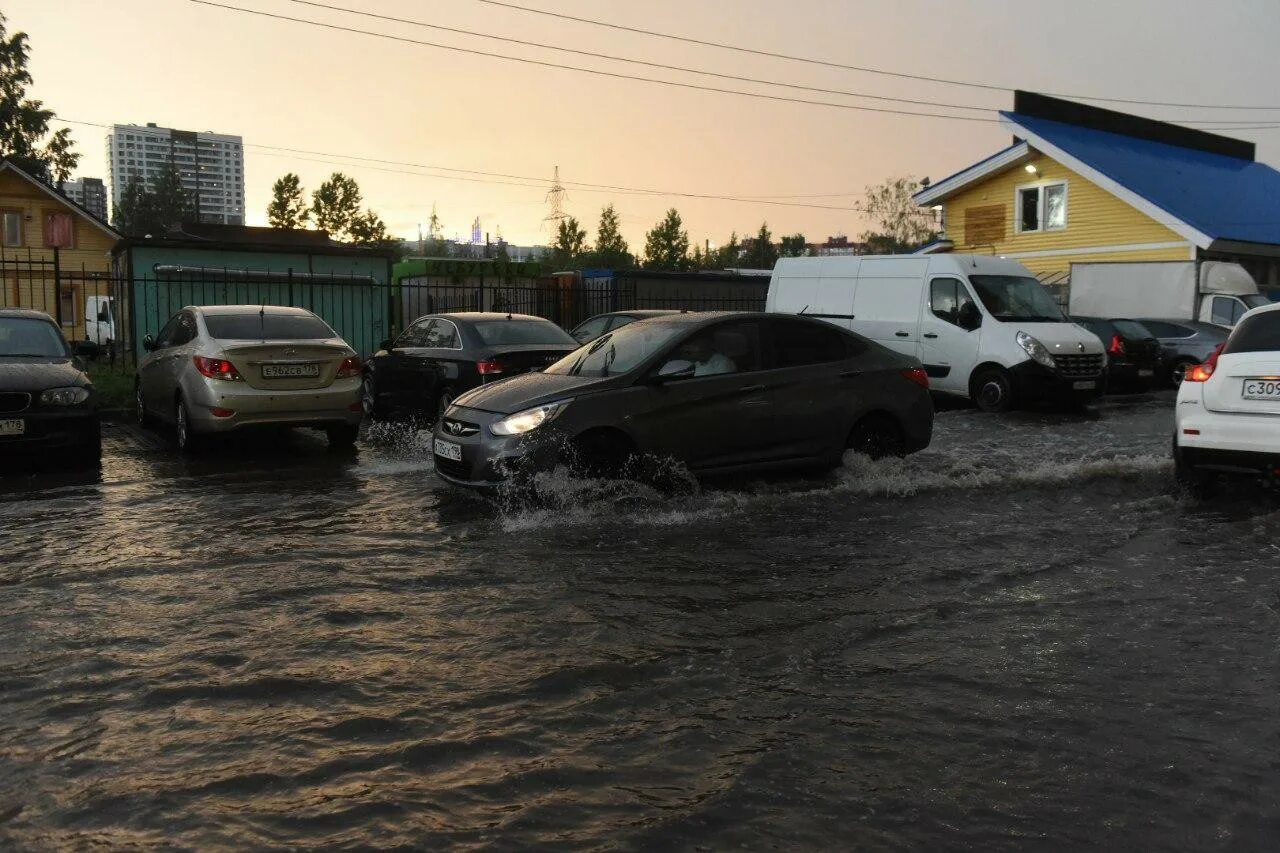 Погода мурино ленинградской на неделю. Наводнение Мурино. Потоп в Мурино. Мурино подтопления. Кудрово затопило.