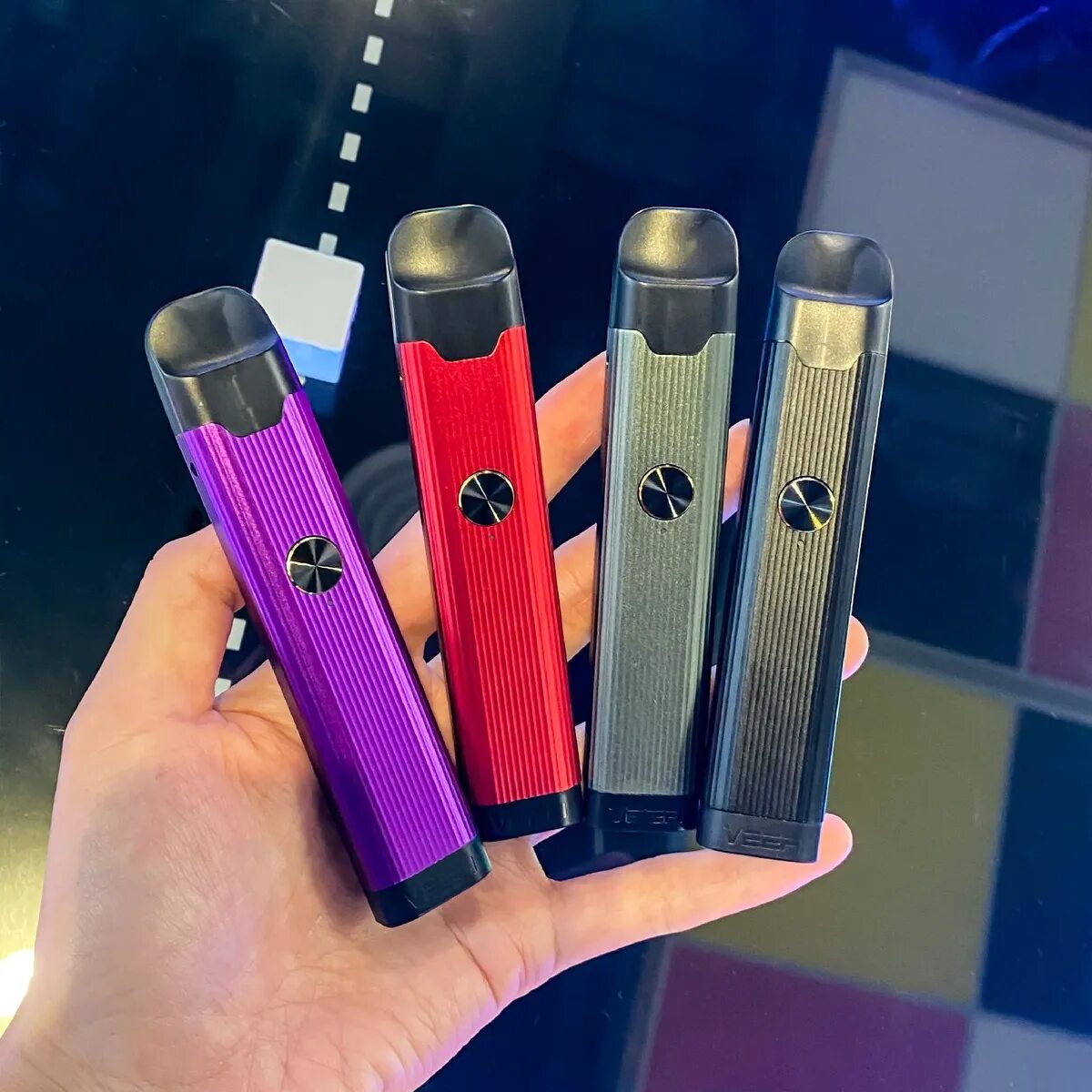 Электронная сигарета smoant santi. Смоант Veer. Smoant Veer pod. Набор Smoant Veer 750mah pod Kit Purple. Вейп Veer Smoant.