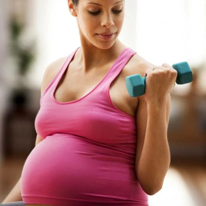 Спортивные беременные. Спортивные беременные женщины. Беременность и фитнес. Спортивныембеременные.