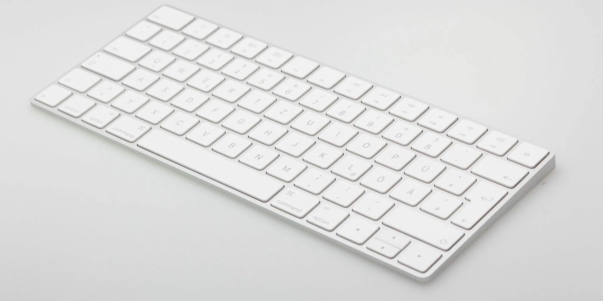 Клавиатура айфон английская. Клавиатура Apple Magic Keyboard 2. Apple Magic Keyboard 2015. Клавиатура эпплmagic Keyboard. A2520 клавиатура Apple.