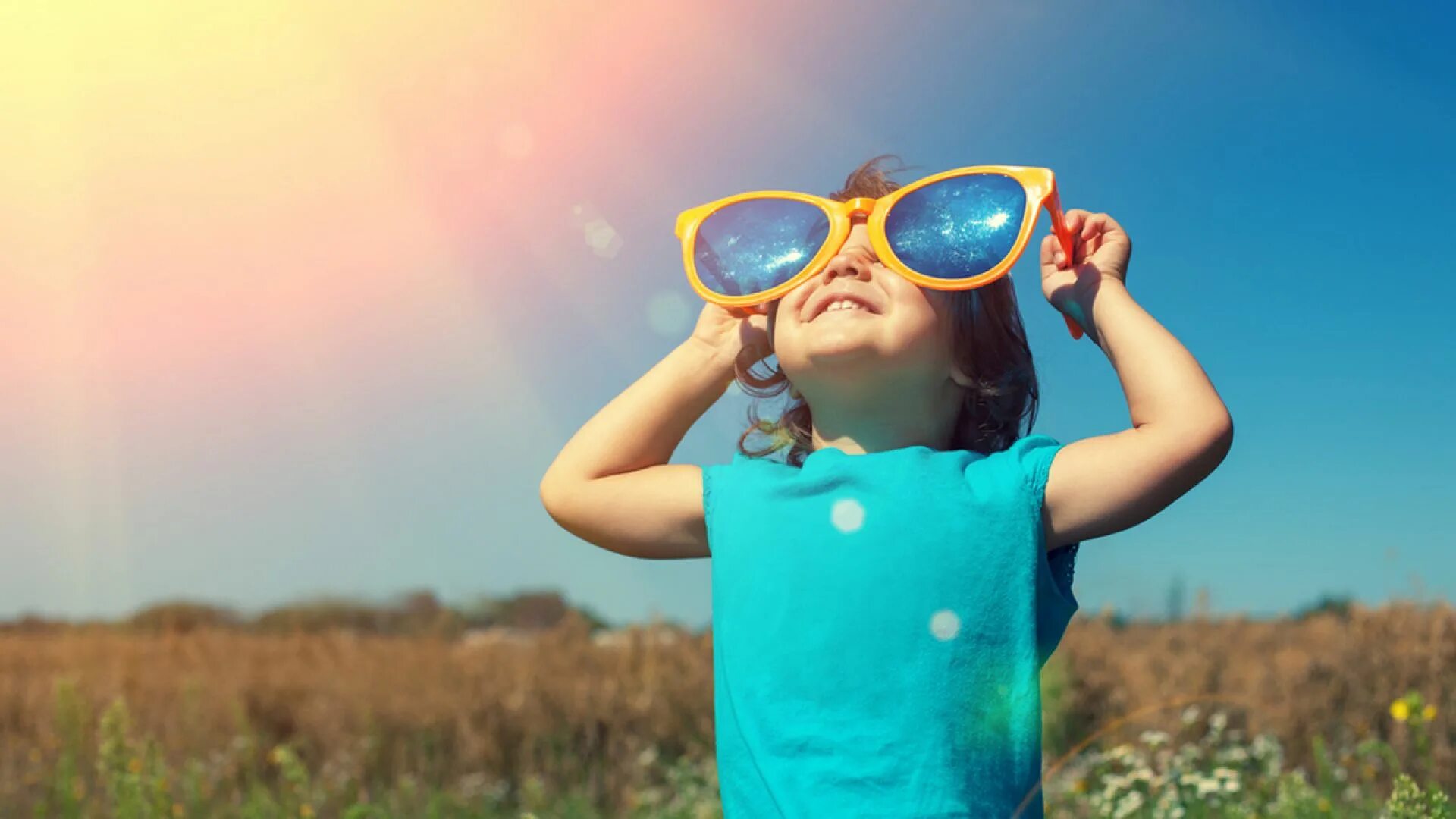 Девочка с одуванчиком. Отправляемся в путешествие. Бердина анна. Джаред лето 2001. Джаред лето 1998.