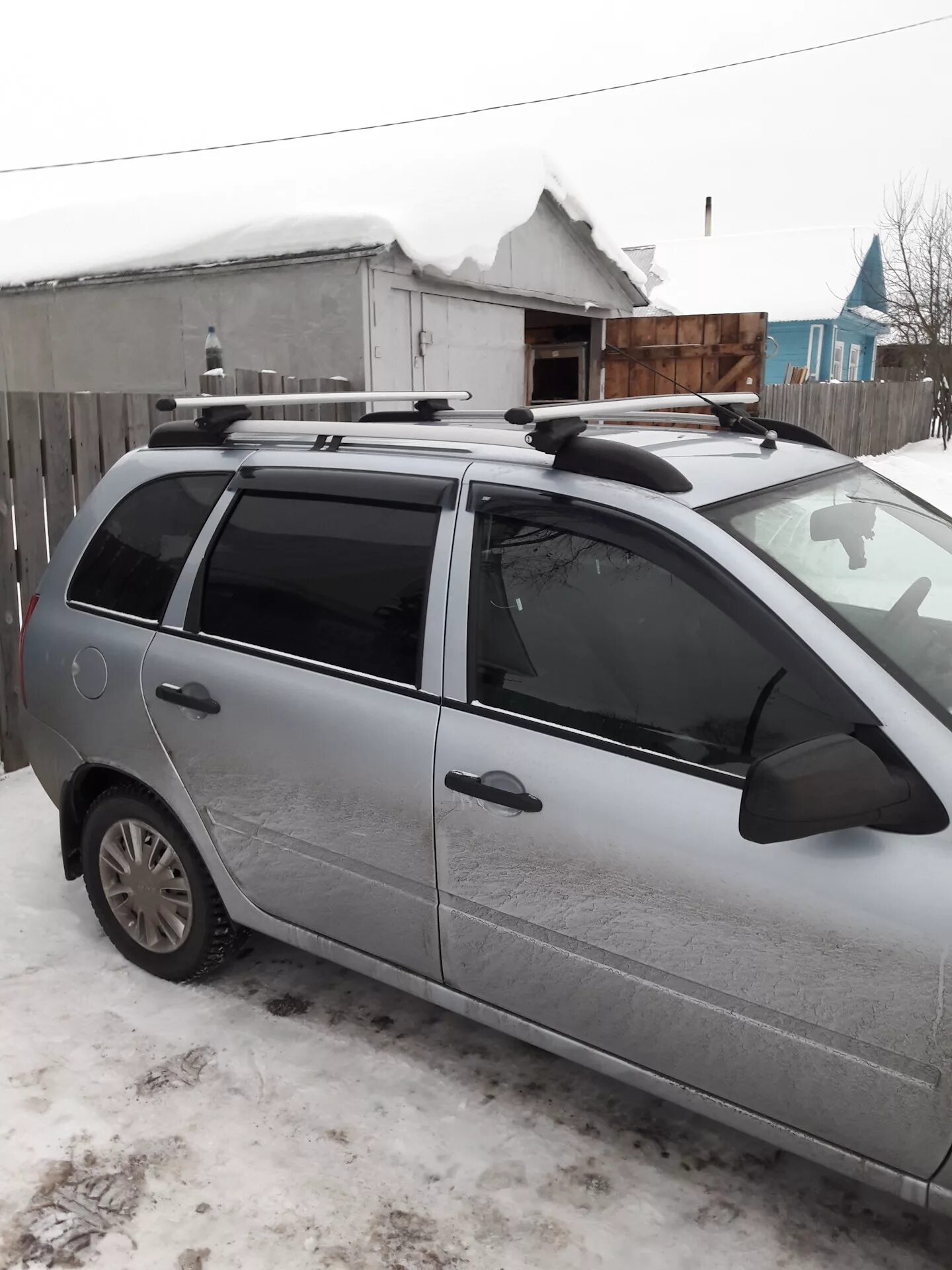 Установка рейлингов на Калину седан - Lada Калина седан, 1,6 л, 2006 года аксесс