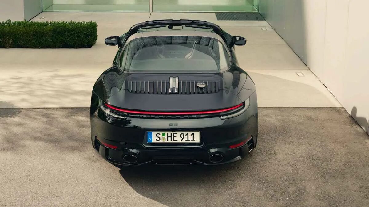 Porsche 993. Porsche design. Часы порше. Porsche дизайн. Porsche studio.