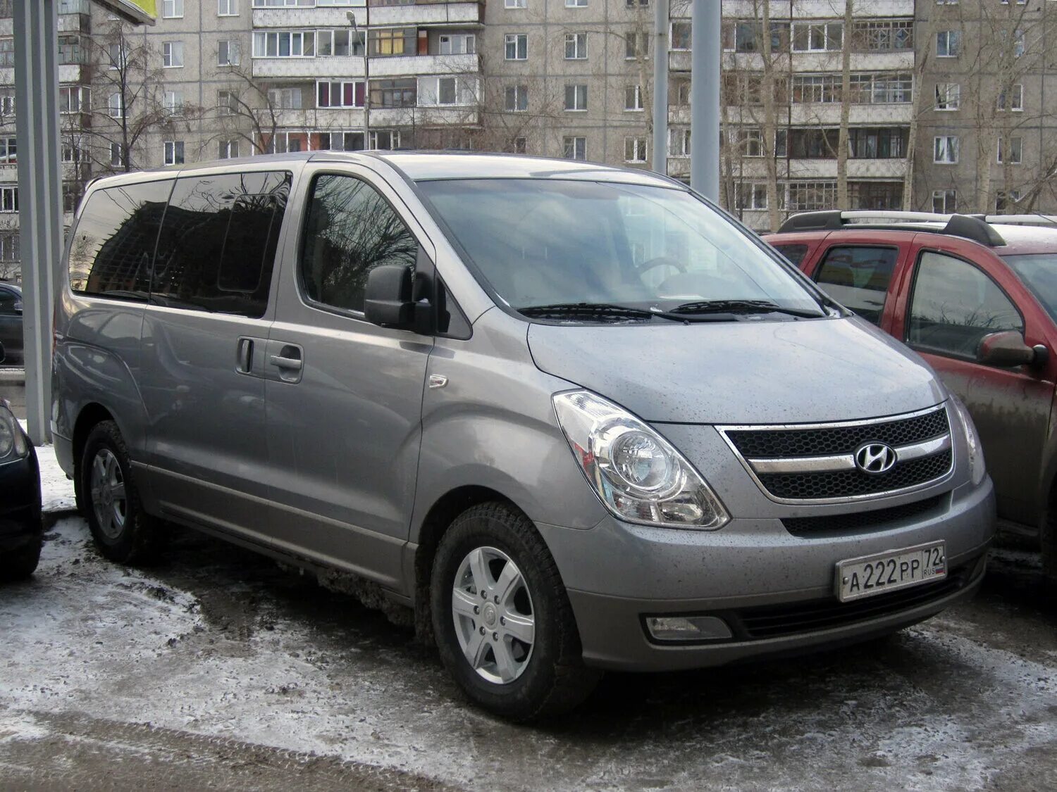 Авито купить гранд старекс. Hyundai Starex 2011. Хендай Старекс 2011. Хендай Гранд Старекс 2011 года. Минивэн Гранд Старекс.