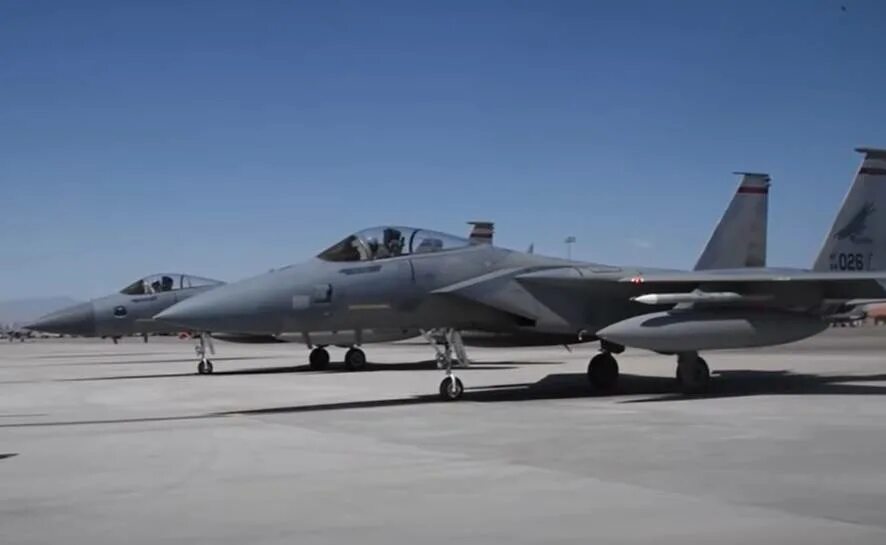 Самолет б 15. Американские блоки РЭБ на f-15. Aircraft with Electronic Warfare Systems.