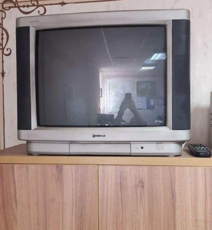 Авито куплю телевизор новосибирск. Самые свежие объявления телевизоры. Телевизор Adler. Телевизор 122 см б/у. 1.08 Телевизор казань19920.