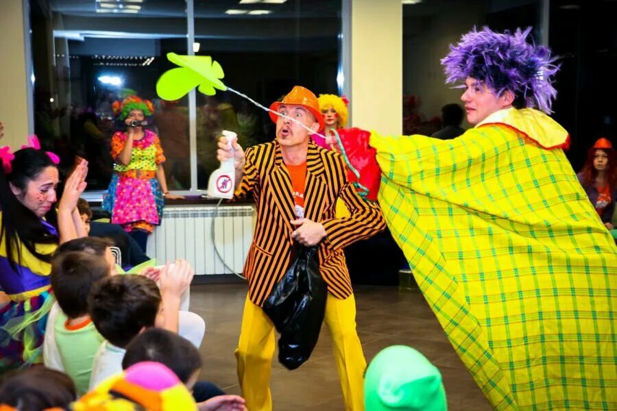 эдуард хиль голубой огонек. голубой огонек 1964. телемост ленинград сиэтл 1985. советское телевидение. советские развлекательные программы.