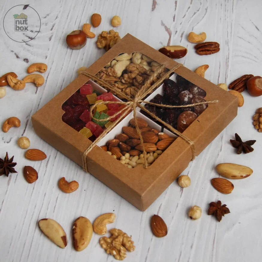 Подарочный набор nuts nutcracker 184г. Набор орехов и сухофруктов подарочный. наборы с орехами и сухофруктами. наборы из сухофруктов и орехов подарочные. ореховые наборы в подарок.