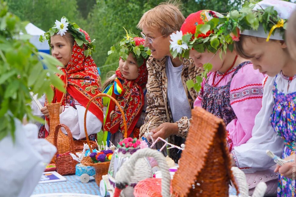 Троица ярмарка. Народный праздник Троица. Гуляния на Троицу. Праздник Троица празднование.