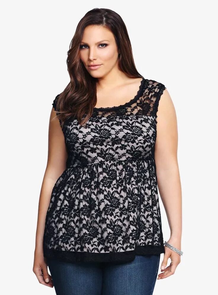 Big plus size fashion. Топ полных женщин. Шелковые топы для полных. Полные топ модели. Топ с кружевом для полных.