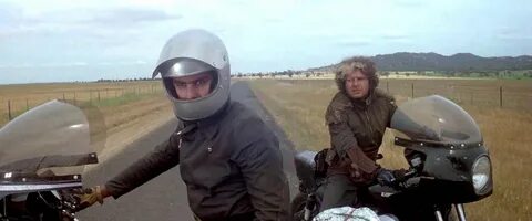 Мотоциклист первые 10 минут