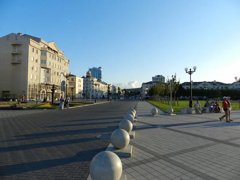 Набережная Адмирала Серебрякова, 25 на карте Новороссийска Яндекс.Карты