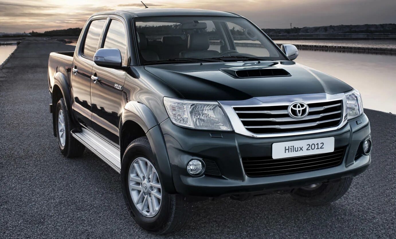 Тойота хайлюкс 2012 цена. Toyota Hilux 2012. Toyota Hilux 2015. Тойота Hilux 2012. Тойота Хайлюкс 2012г.