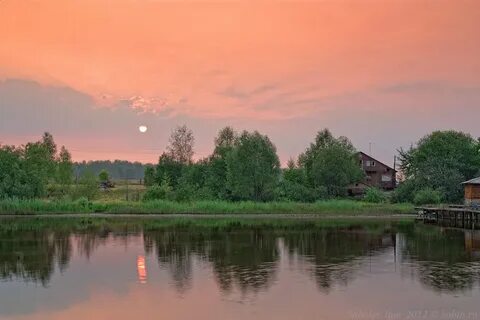 Солнце село за рекой