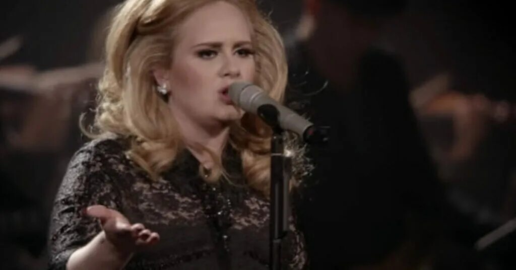 Adele Set Fire. Set Fire to the Rain Adele выступление. Песня adele set