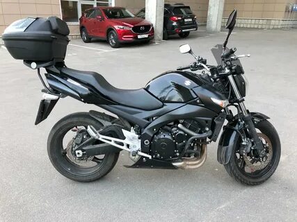 Suzuki gsr 600