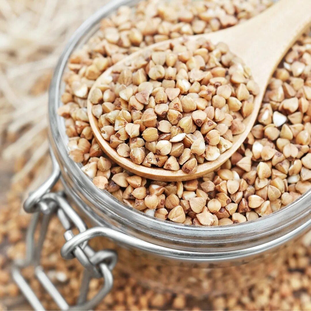 гречиха в москве. нешелушеные зерна гречки. гречиха 0,4 кг зеленый ковер. гречиха в москве. семена гречихи.