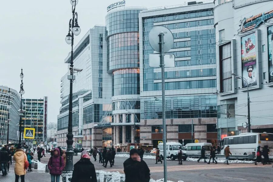 Тгк киевский москва. Ул киевская 2 тц киевский. торгово гостиничный комплекс киевский. аскона на киевской площади.