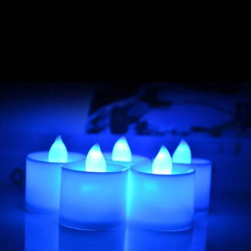 Синяя свеча. Голубые свечи. Синие свечи красивые. Темно синяя свеча.
