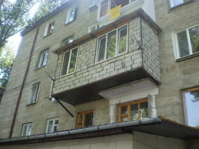 Пристроенная лоджия. Нарастили балкон. Балкон в многоквартирном доме. Пристройка балкона. Балкон с выносом.