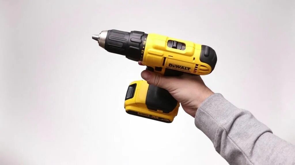 Дрель шуруповерт dewalt 2.0 ач dcd771d2. Dewalt dcd771d2. дрель-шуруповерт dewalt dcd 771s2. шуруповерт dewalt dcd 771 d 2.