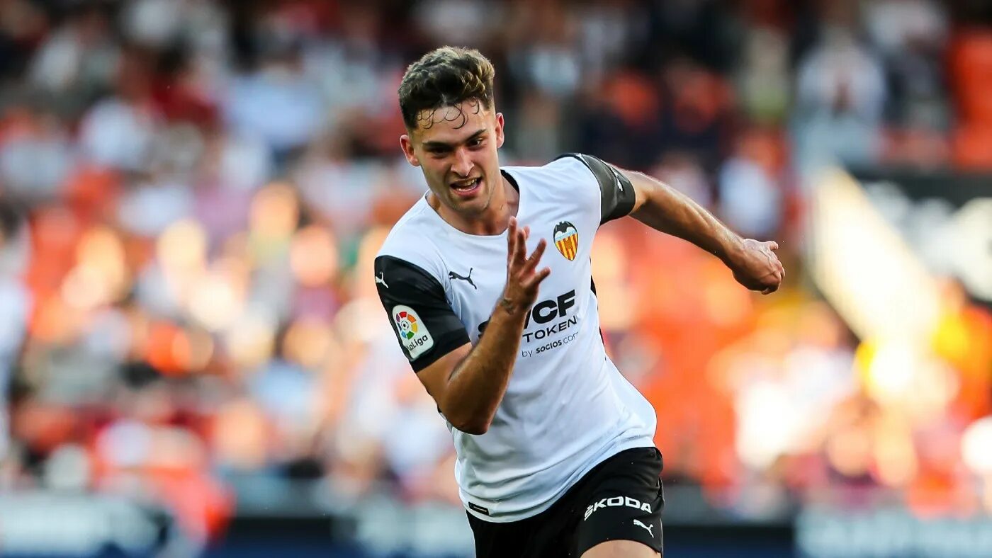 Валенсия жирона 14 августа. 14 августа праздник медовый спас. Медовый спас в константиново. 14 августа 2015. Медовый спас народный праздник.