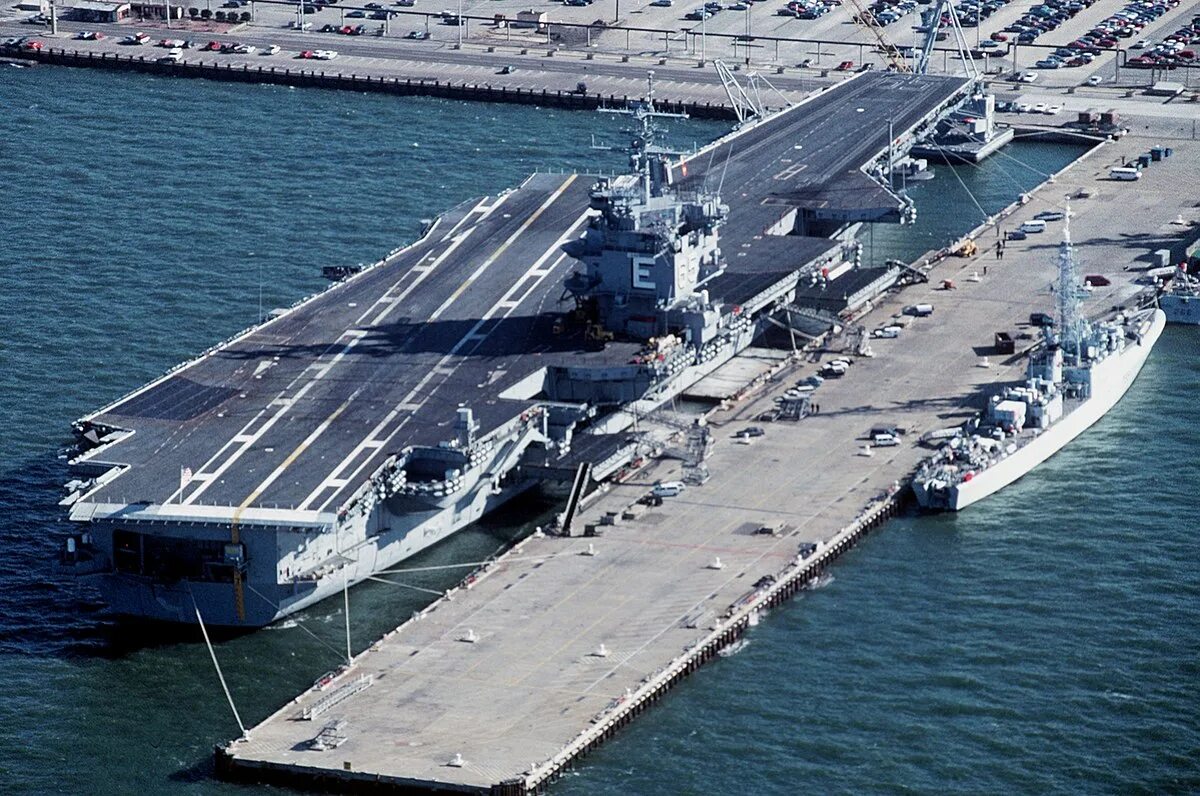 Американский авианосец Энтерпрайз. USS Enterprise авианосец. CVN-65 Enterprise. USS Enterprise CVN-65. Colorful cvn