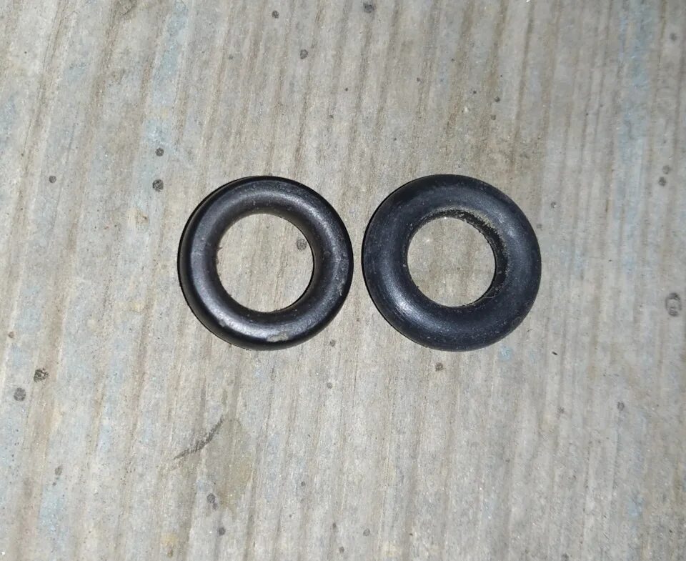 Уплотнительные резинки на форсунки ваз 2114. Volkswagen — touareg резинки форсунок. Кольцо уплотнительное форсунки toyota. Резиновые колечки форсунок акцент 2007. 4.
