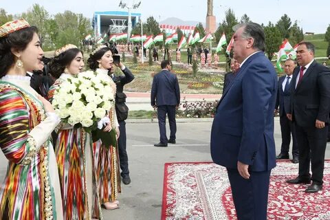 Пагода сугд