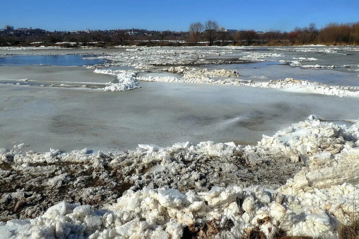 Ледоход лед идет вышел на берег. Ледоход лед идет вышел на берег. Ледоход лед идет вышел на берег. Ледоход лед идет вышел на берег. Маршак лед идет лед.