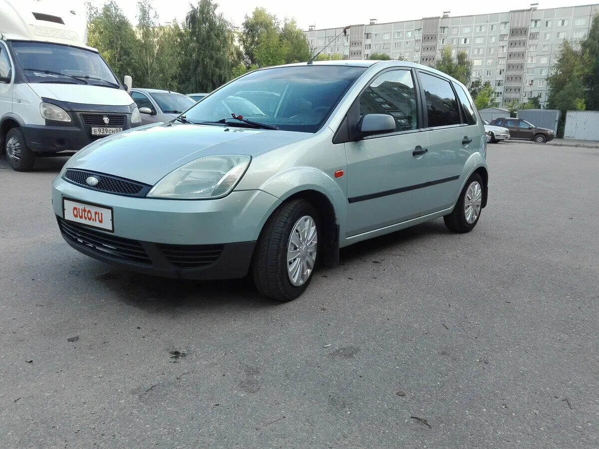 Купить форд в твери. Форд Фиеста 2004. Ford Fiesta 2004. Форд Фиеста 2004 года. Форд Фиеста 1,3 2004.