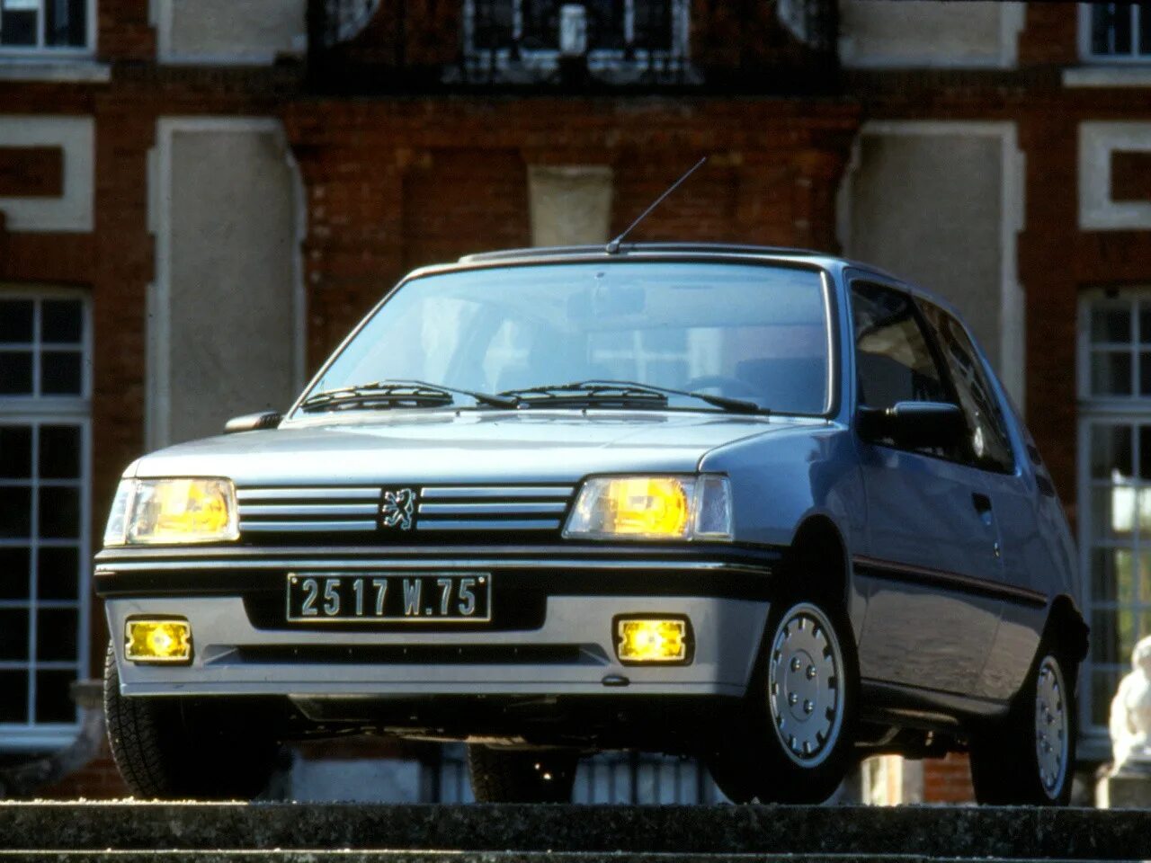 Peugeot 205. Peugeot 205 1998. Peugeot 205 GTI 1986- 1994. Пежо 205 1.4.