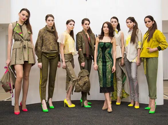 студенческая одежда. институт одежды москва. коллекции одежды молодых дизайнеров студентов. институт одежды москва. коллекции одежды студентов.