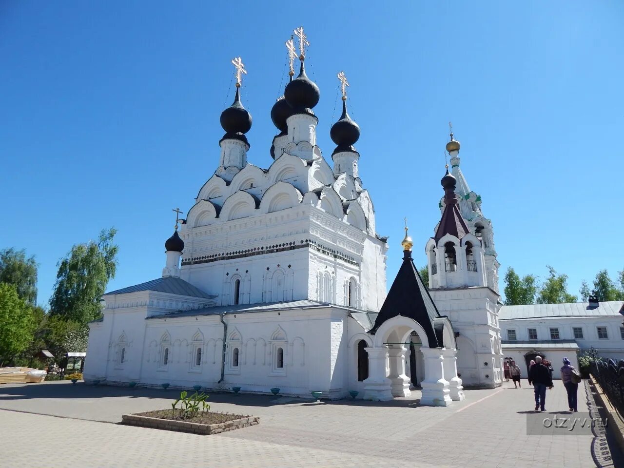 Муромский монастырь петра. Свято-Троицкий монастырь Муром. Троицкий женский монастырь Муром. Троицкий храм Муром. Храм Святой Троицы Свято-Троицкого монастыря в Муроме.