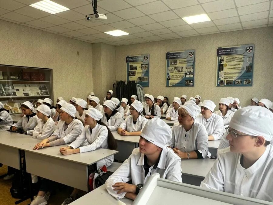 медицинский колледж саратов на чернышевского официальный сайт. колледж разумовского саратов. колледж имени разумовского саратов. колледж разумовского саратов. мед колледж саратов разумовского.