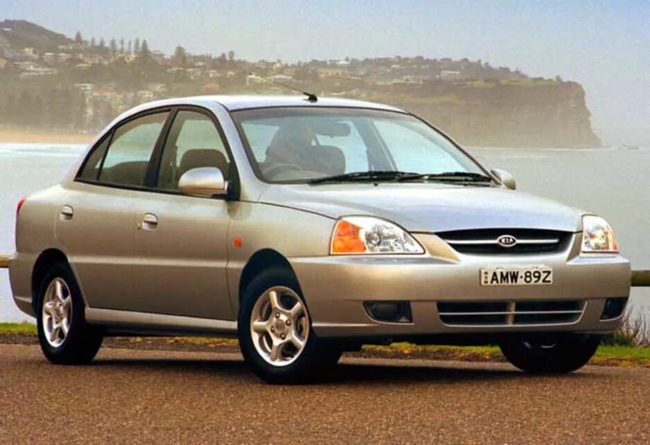 Киа рио 1 поколения купить. Kia Rio 2000. Киа Рио 2004. Kia Rio 2004 год. Киа Рио 2004 седан.