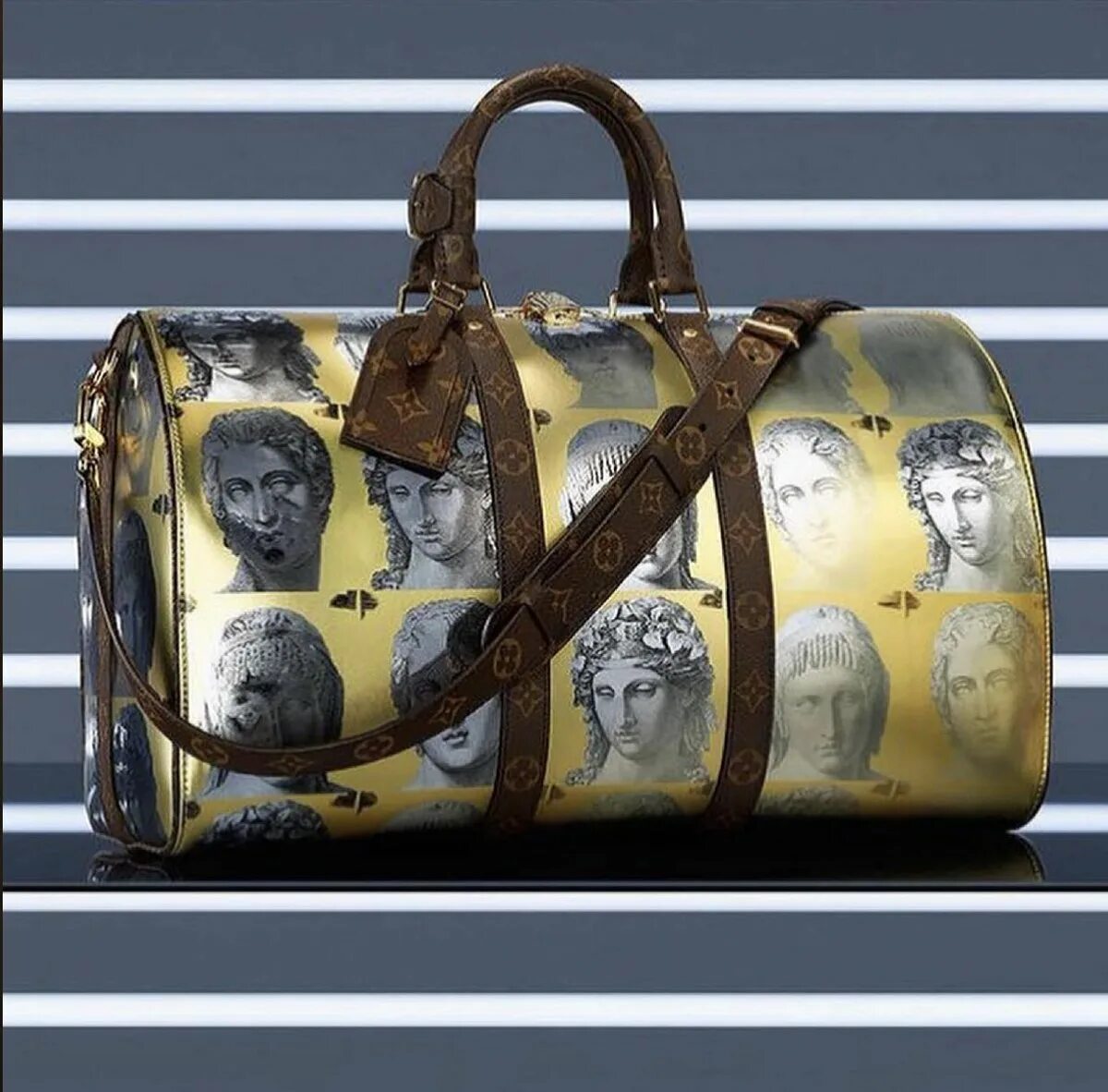 Louis Vuitton Fornasetti сумка. Новая коллекция Луи Виттон 2023. Новая коллекция сумок Луи Виттон 2023. Коллекция Louis Vuitton 2021. Louis collection