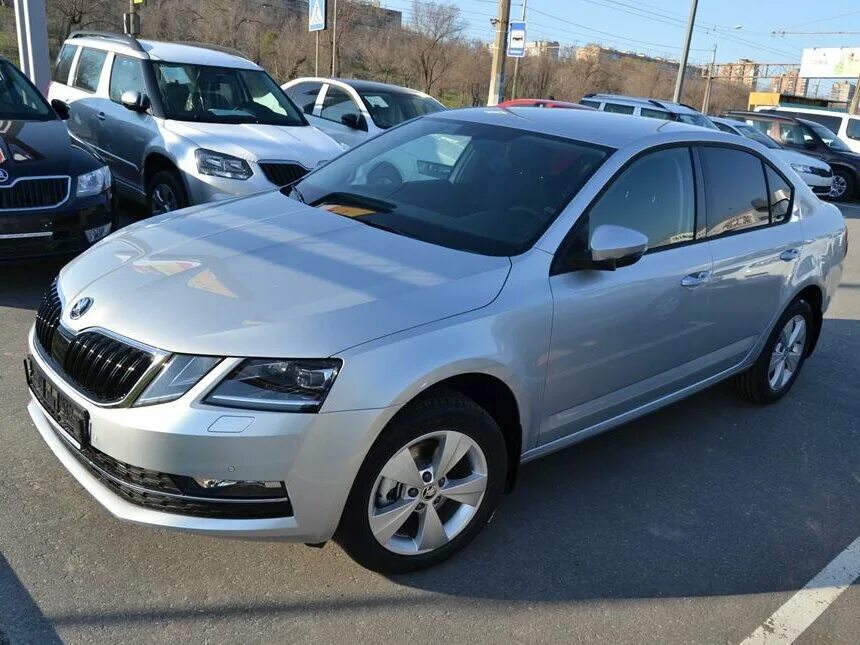 Skoda Octavia III (a7). Skoda Octavia III (a7) Рестайлинг. Skoda Octavia a7fl серебро. Купить шкоду октавию а5 бу