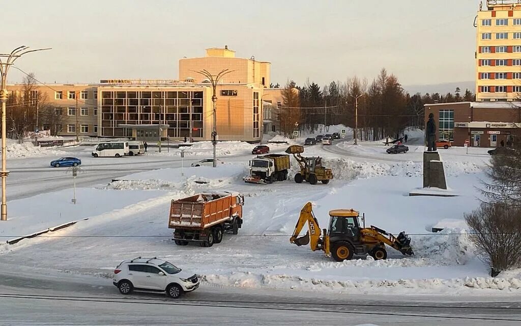 Погода мончегорск сейчас. Мурманская область город Мончегорск благоустройство. Мончегорск сейчас. Климат Мончегорск. Городское благоустройство Мончегорск фото.